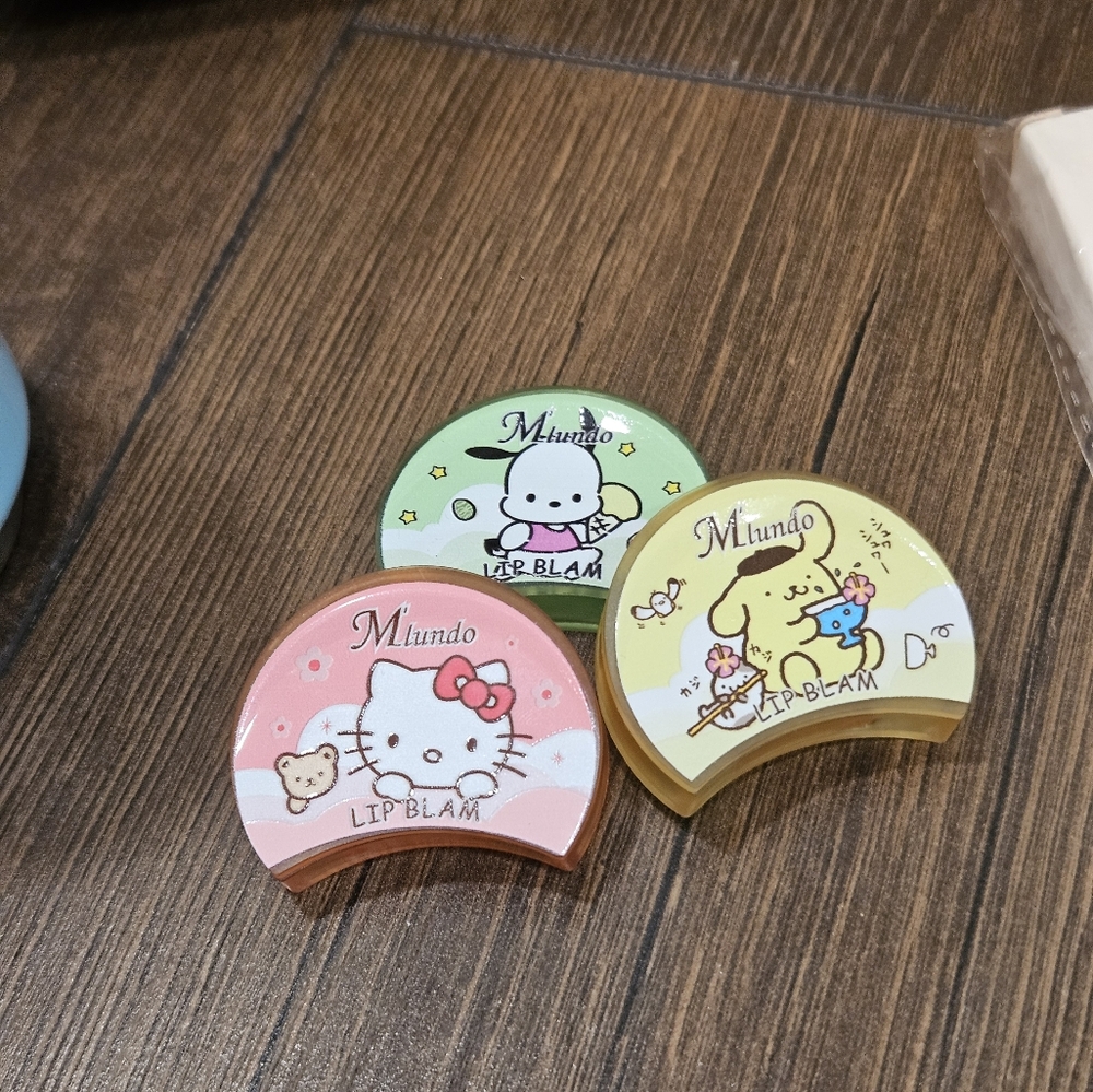 NEW Hello Kitty Zippered Tote Bag & Accessories Bundle - Picture 6 of 12